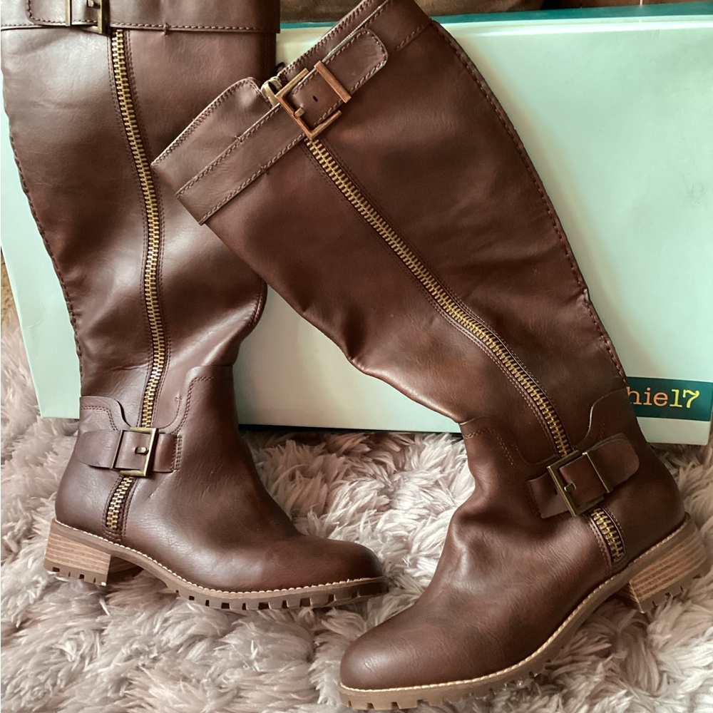 Brown Knee-High Leather Boots